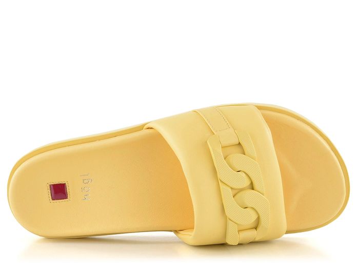 Högl pantofle ozdobené řetízkem Banana 3-100810