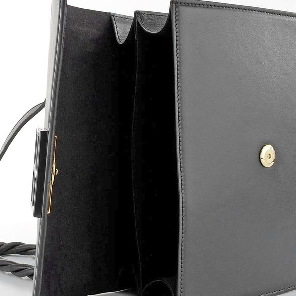 Högl hladká černá crossbody kabelka 1-143510