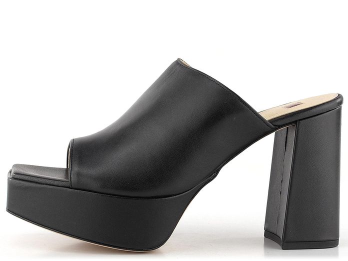 Högl pantofle na vysoké platformě s podpatkem Black 5-105910
