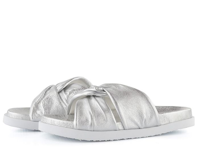 Högl pantofle s kříženými pásky metalické Silver 3-100801